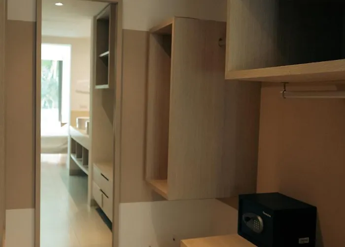 Apartment Bright 2br With Terrace & Pool, Lorena Ochoa Residences