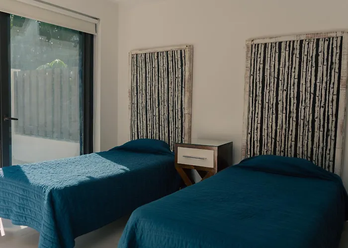 Bright 2br With Terrace & Pool, Lorena Ochoa Residences Apartment