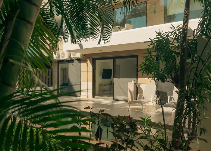 Bright 2br With Terrace & Pool, Lorena Ochoa Residences Apartment Playa del Carmen